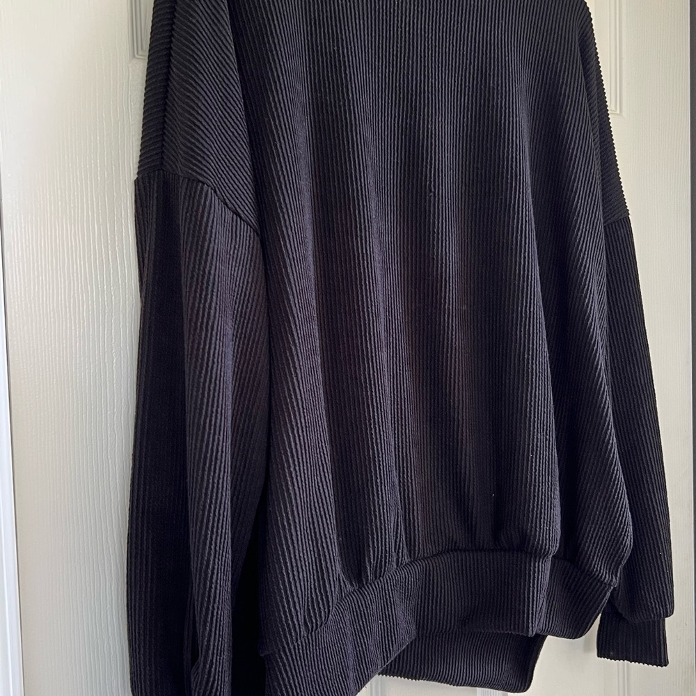 Shop Talulah Comfy Ribbed Pullover - Picture 4 of 4